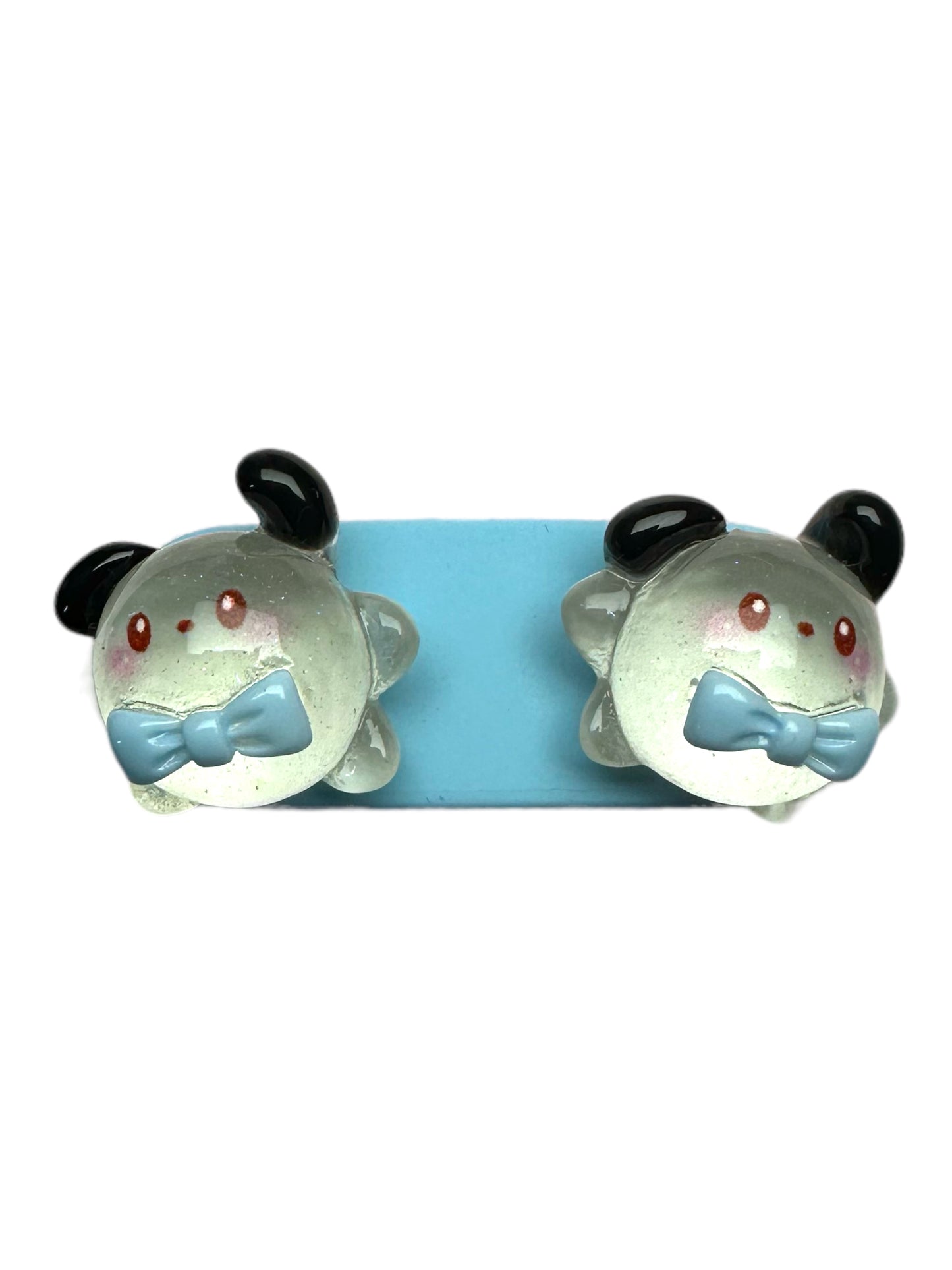 Barrette 23 - Pochacco bleu tendre