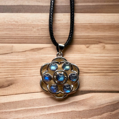 Collier spinner labradorite bleu foncé 3