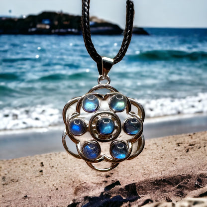 Collier spinner labradorite bleu foncé 3